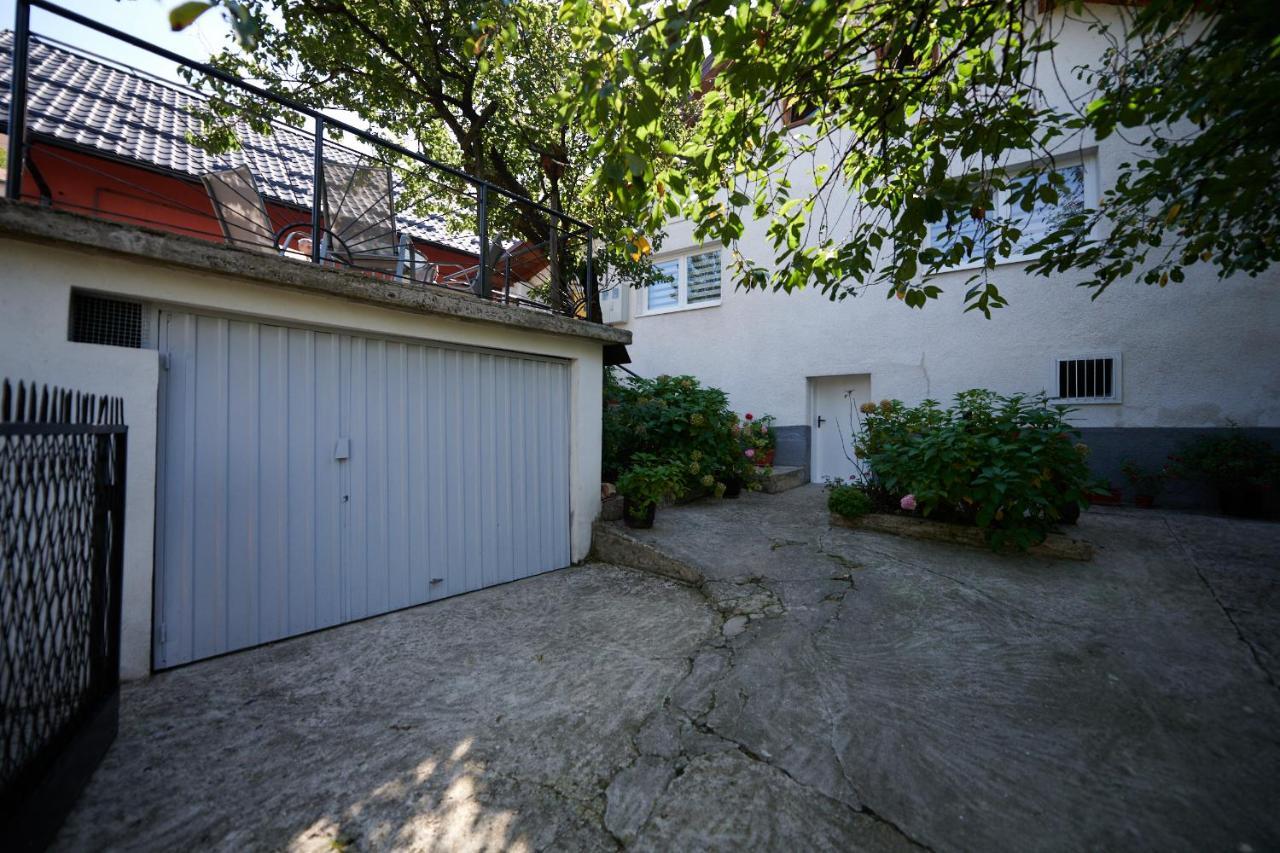 Lovely House Apartment Σαράγεβο Εξωτερικό φωτογραφία