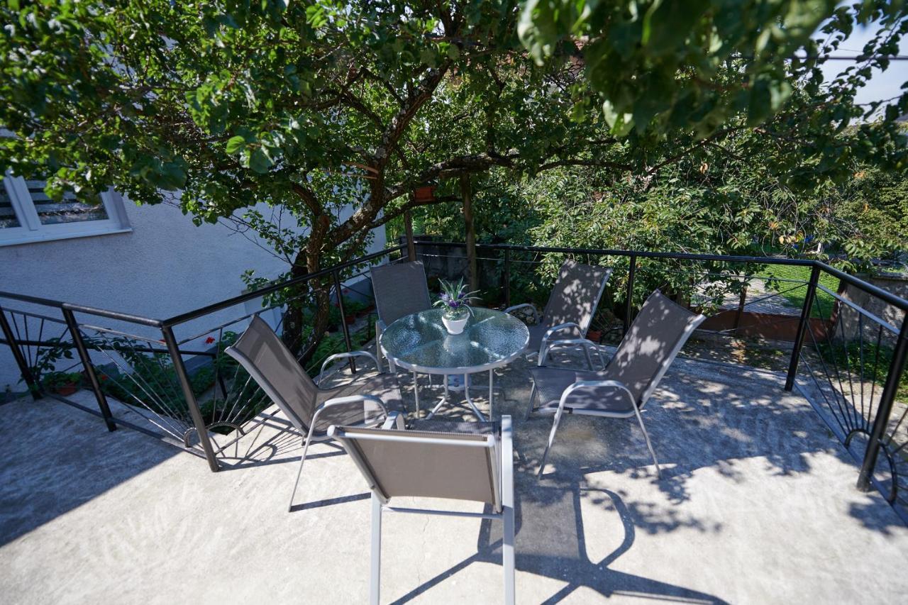 Lovely House Apartment Σαράγεβο Εξωτερικό φωτογραφία