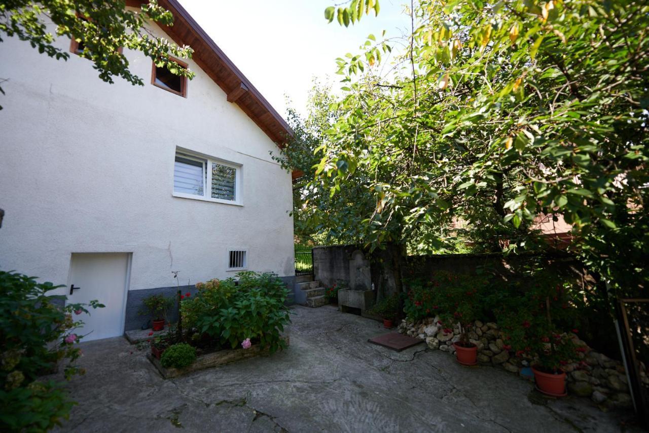 Lovely House Apartment Σαράγεβο Εξωτερικό φωτογραφία
